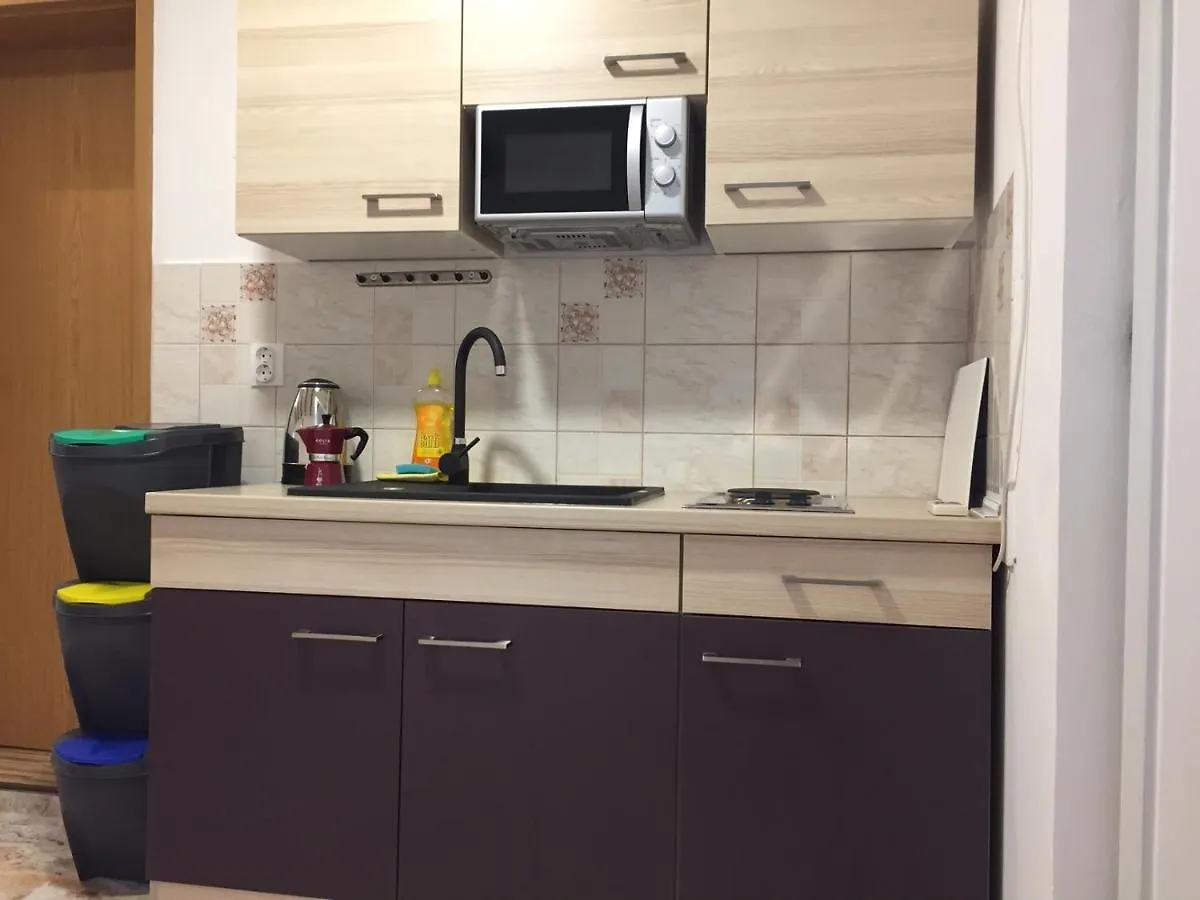 One-Bedroom Apartment, Wifi, Airco, Parking, Washing Machine, Grill Medulin Croatia